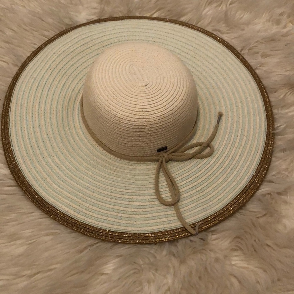 Keds hat